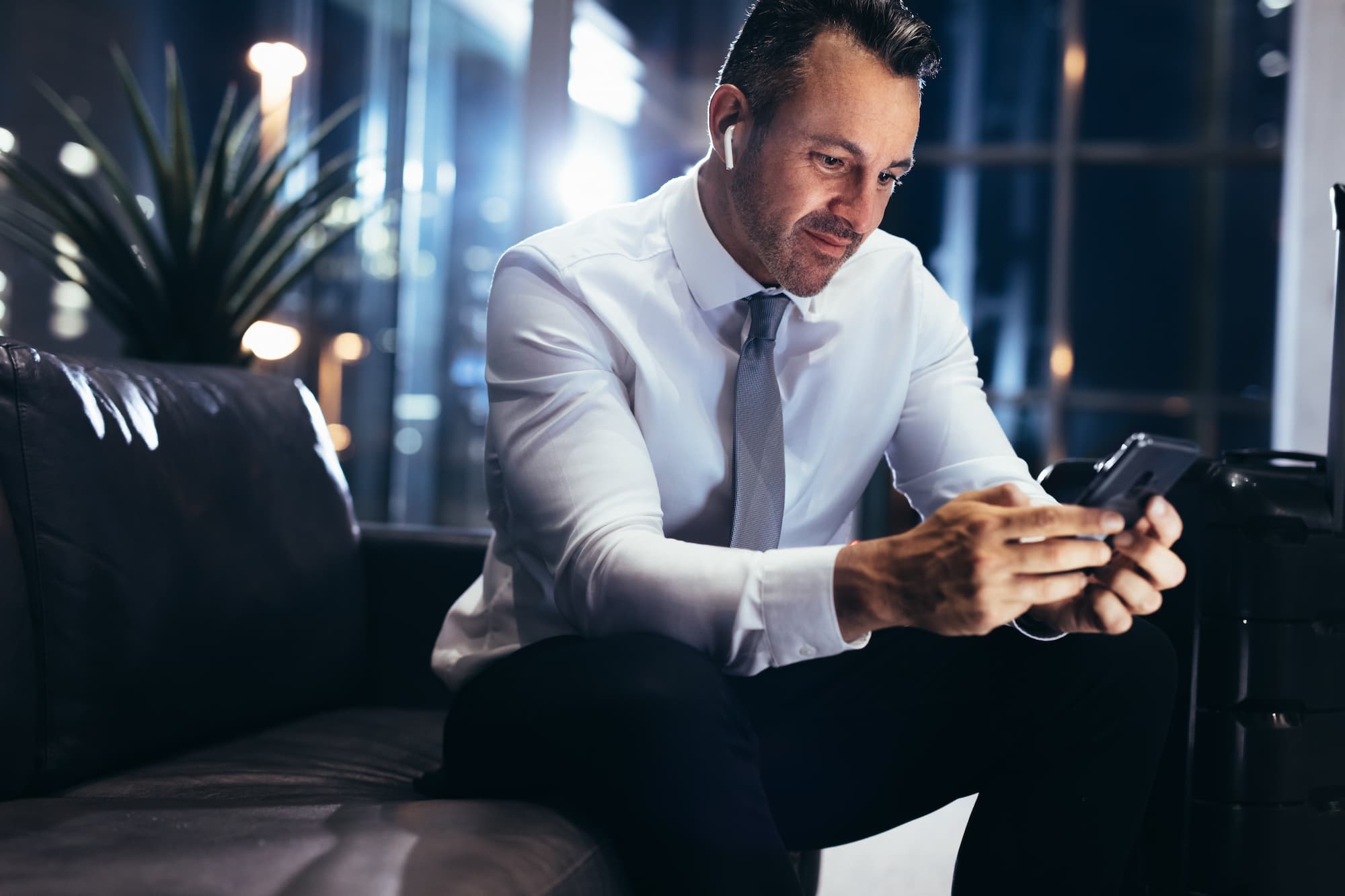 A lawyer is billing time with Jusnote